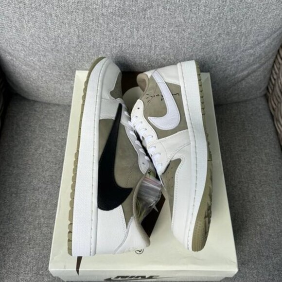 Jordan 1 Retro Low Golf Travis Scott Neutral Olive - Picture 1 of 6